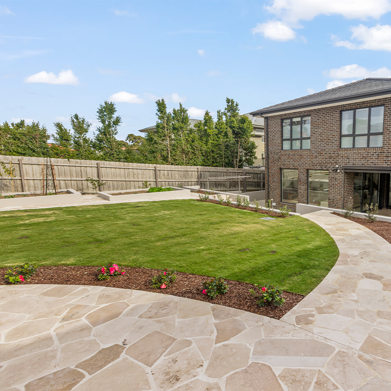 Outdoor garden fountain with cascading water feature for relaxation.