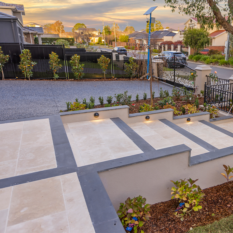 Backyard furniture and décor elements for functional outdoor living.