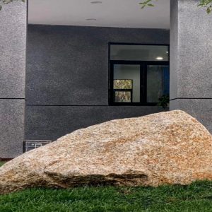 Mono-Custom Landscape Stone